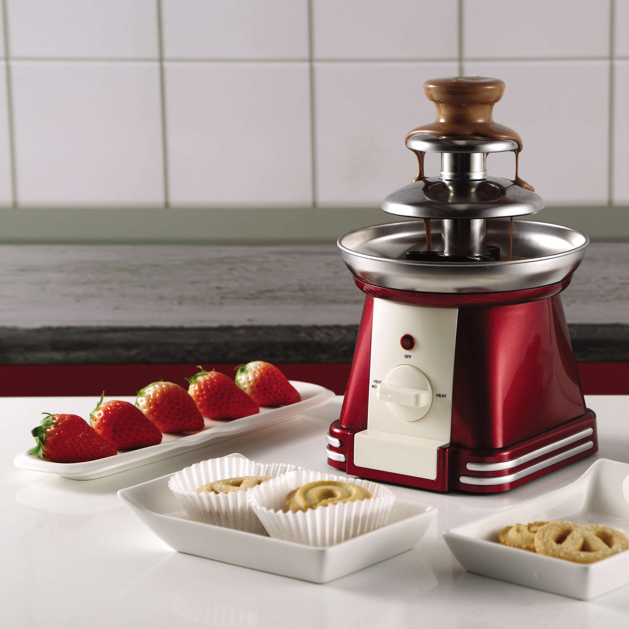 Fondue de chocolate 32W y capacidad 35L color rojo, Swiss Home