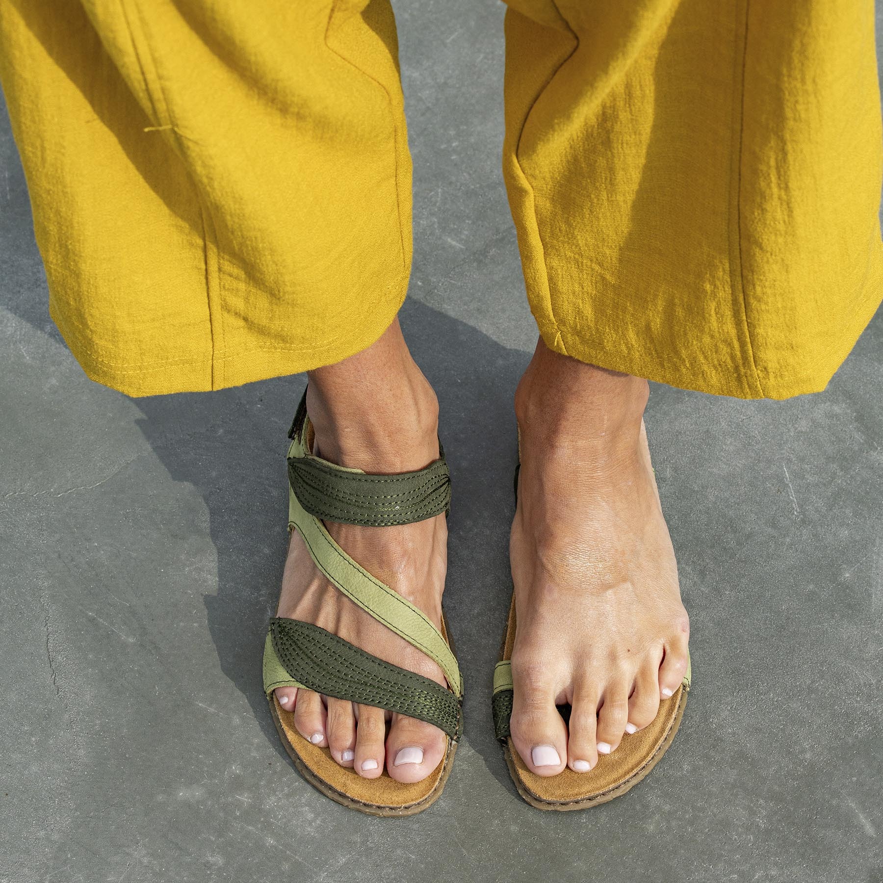 Sandalias N5810S NOBUCK LAVADO KAKI-CUERO/ PANGLAO color Kaki-cuero