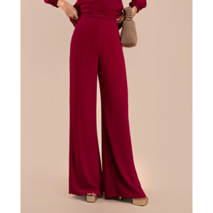 Pantalón de mujer campana de talle alto.