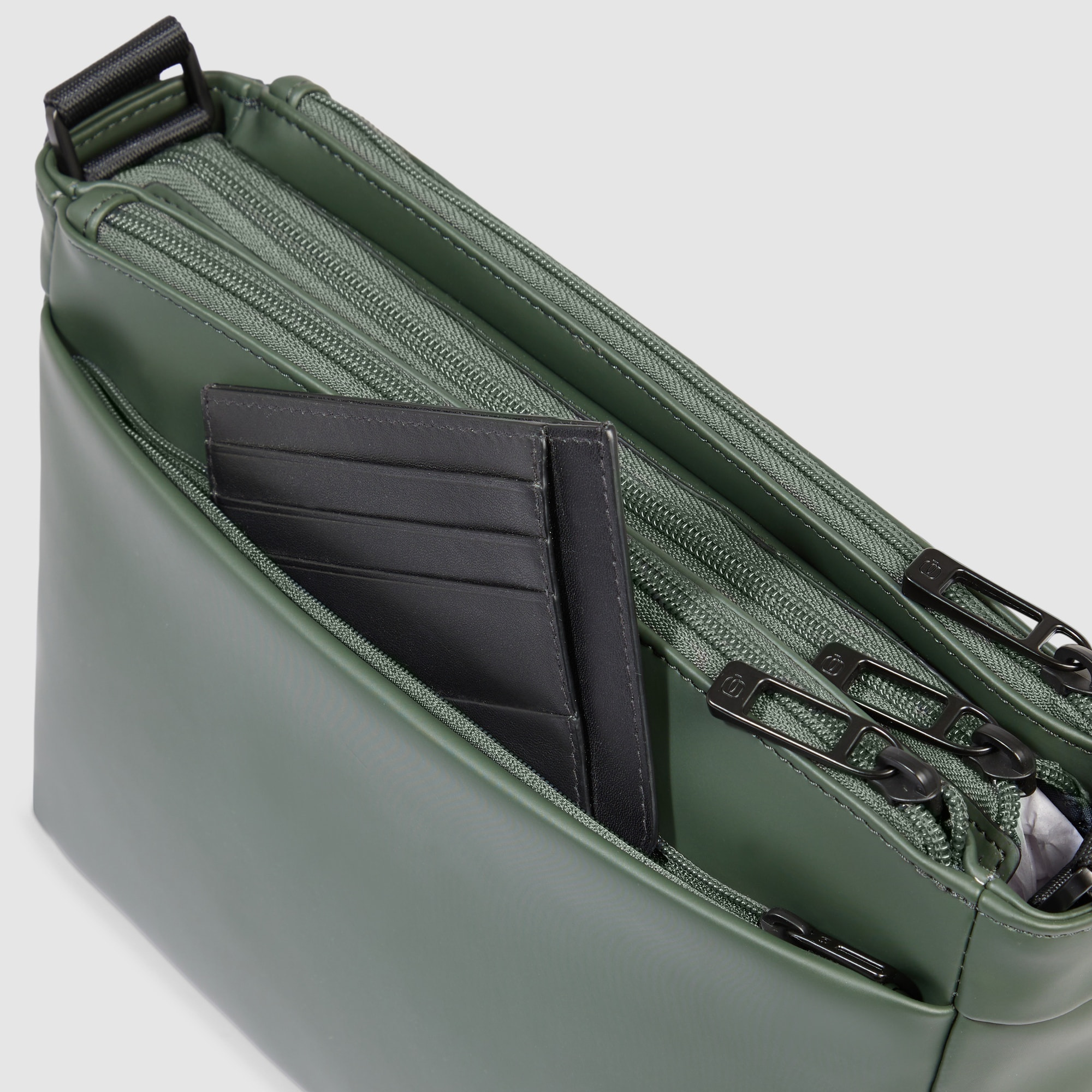 Piquadro Borsa uomo a tracolla resistente all'acqua