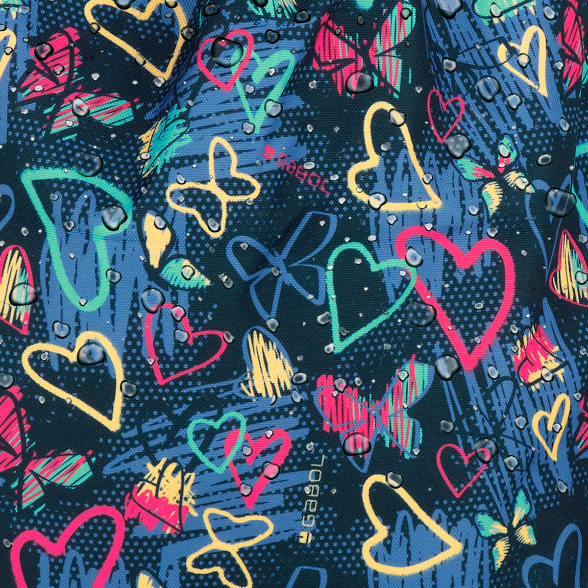 Mochila con ruedas Gabol TIZAS con corazones e impermeable