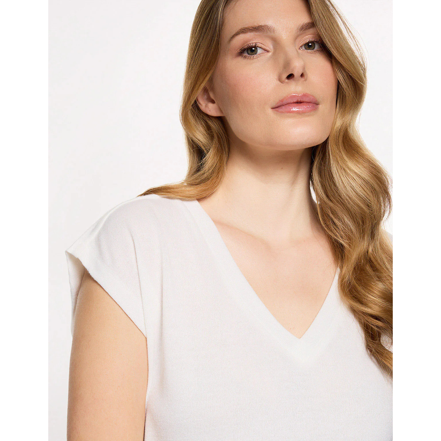 Camiseta Manga Corta Off White - Imara