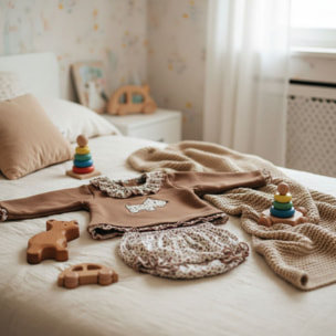 Conjunto Ranita Niña Felpa Floresta