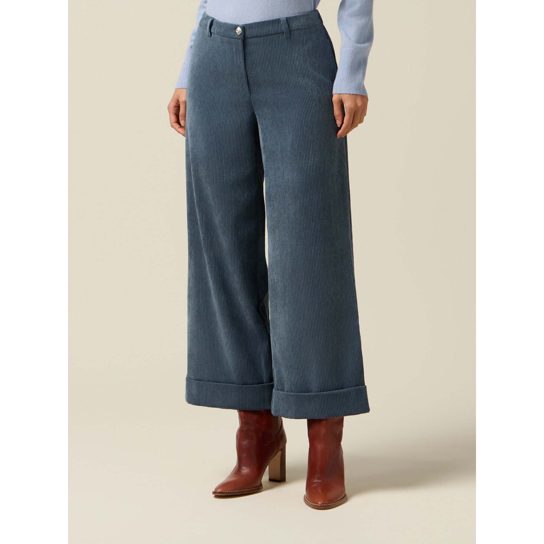 Oltre - Pantalones cropped de terciopelo - Light - blue