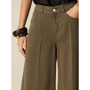 Oltre - Pantaloni palazzo in lyocell con charm - Verde militare