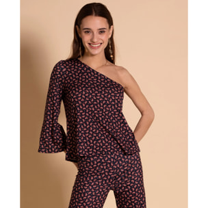 Blusa de mujer asimétrica estampada.