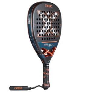 AT10 Luxury GENIUS ATTACK 18K Alum 2025 por Agustín Tapia