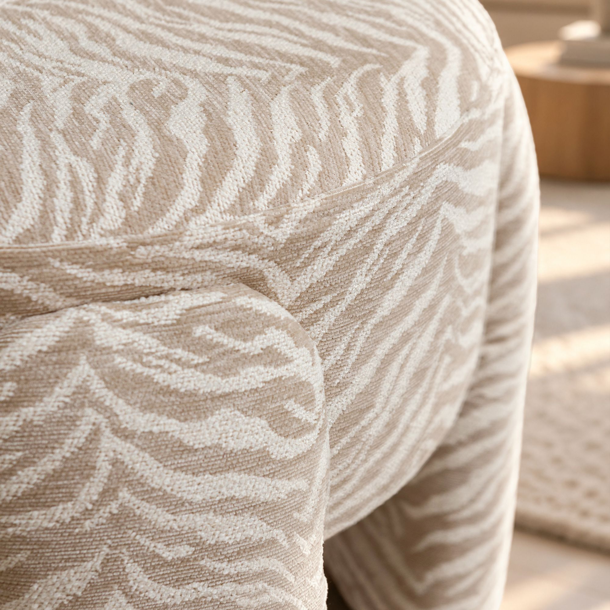 Tabouret en tissu tigré beige ORION