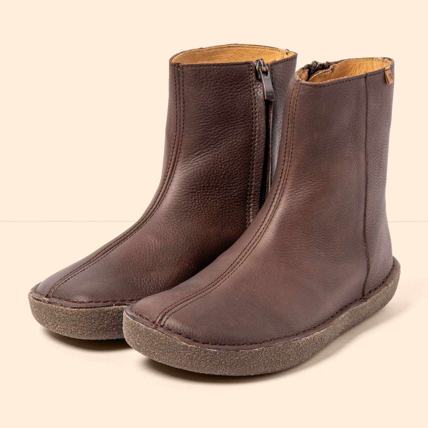 Botines N6063 ALPINE GRASS BROWN/ TAMI color Brown