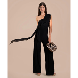 Mono de mujer palabra de honor con capa