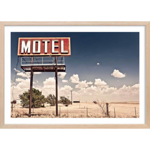 Affiche motel and neon lights Affiche + cadre en bois - Chêne