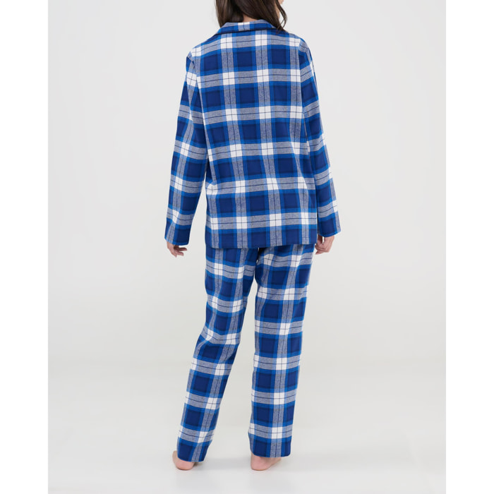 Pijama mujer estampado en cuadros, abierto con botones, con bolsillos de plastón, manga larga y pantalón largo