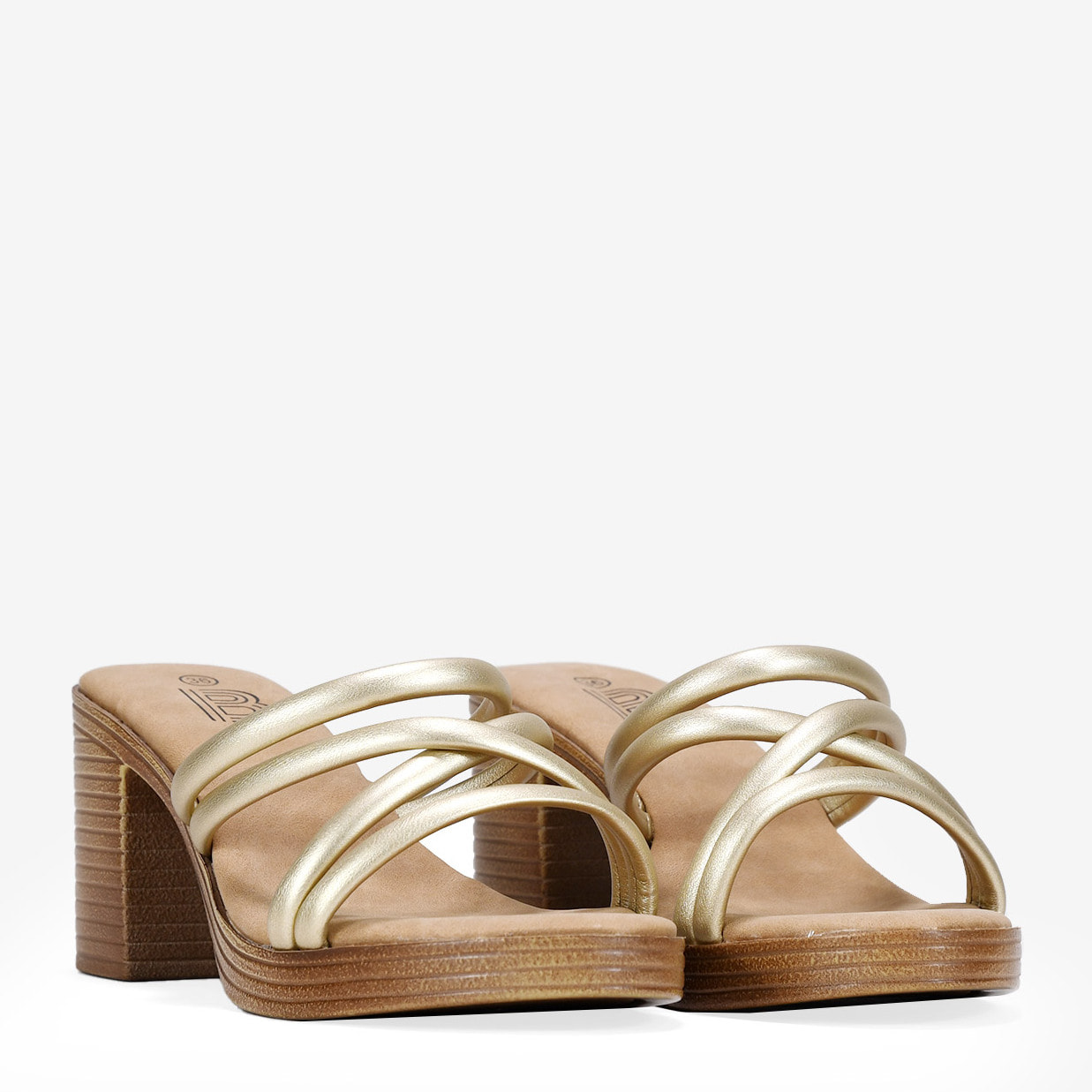 Sandalias doradas con tacón efecto madera