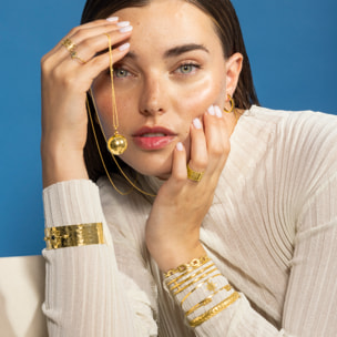 Pulsera acabada en oro amarillo de 18K