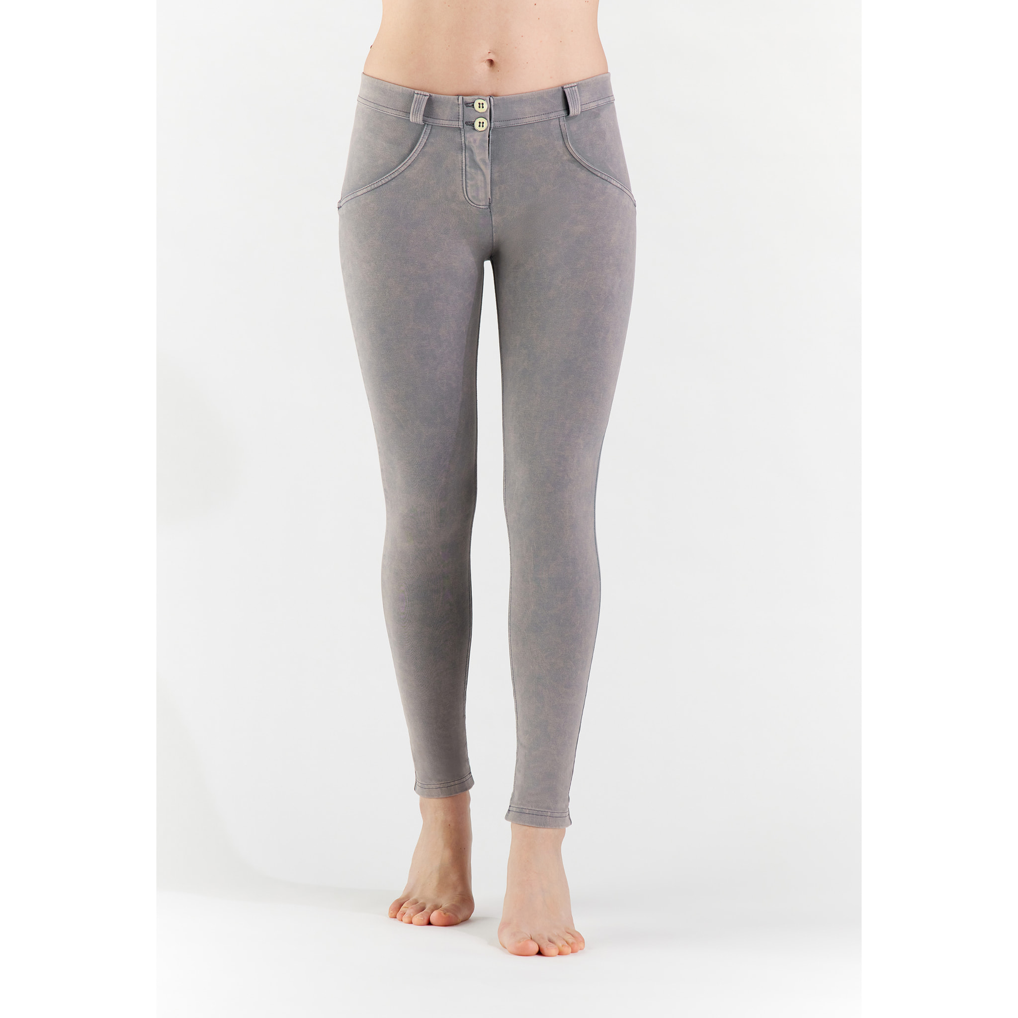 Pantaloni push up WR.UP® tessuto ecologico effetto bleached