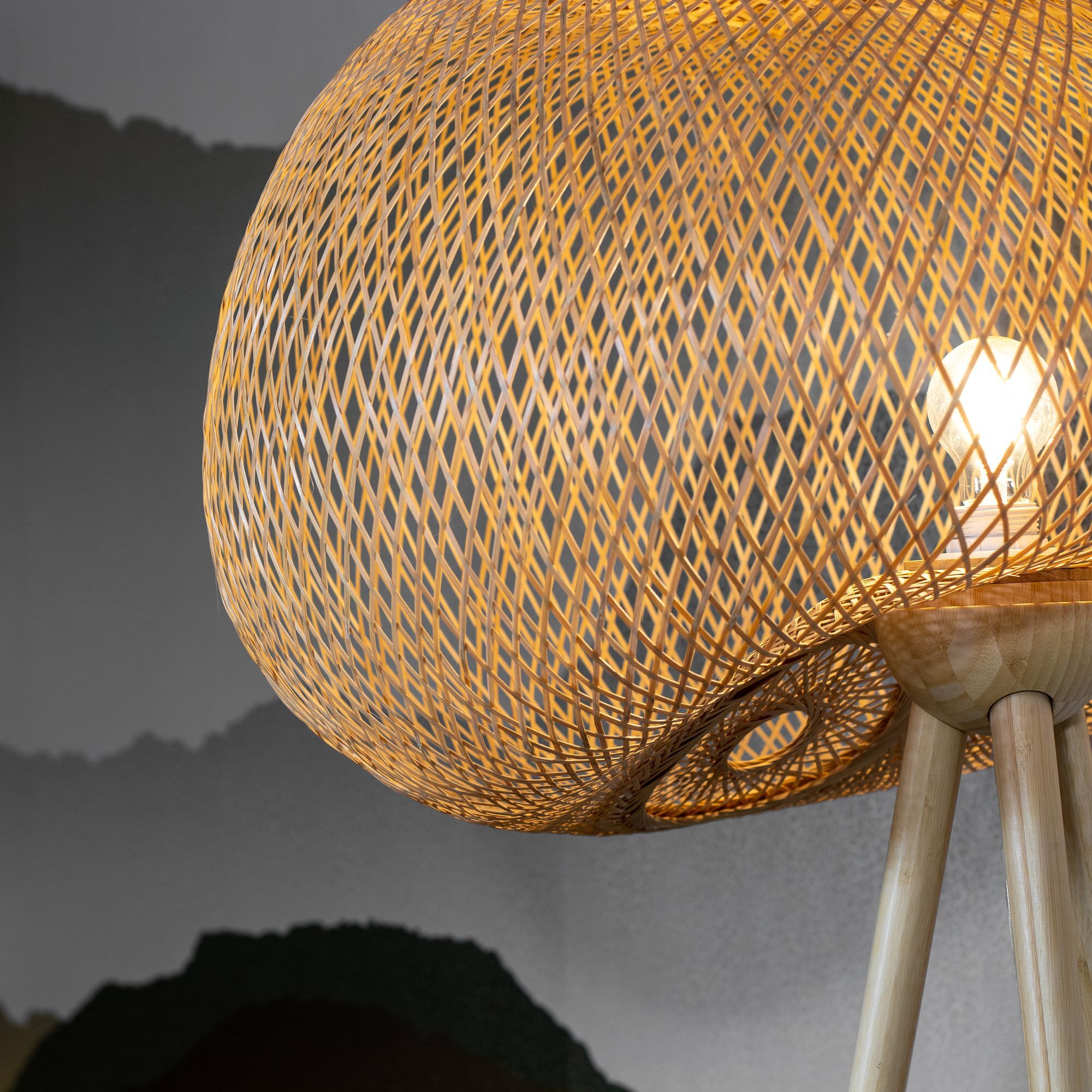 Lampadaire en bambou pieds en bois h165cm LIPS
