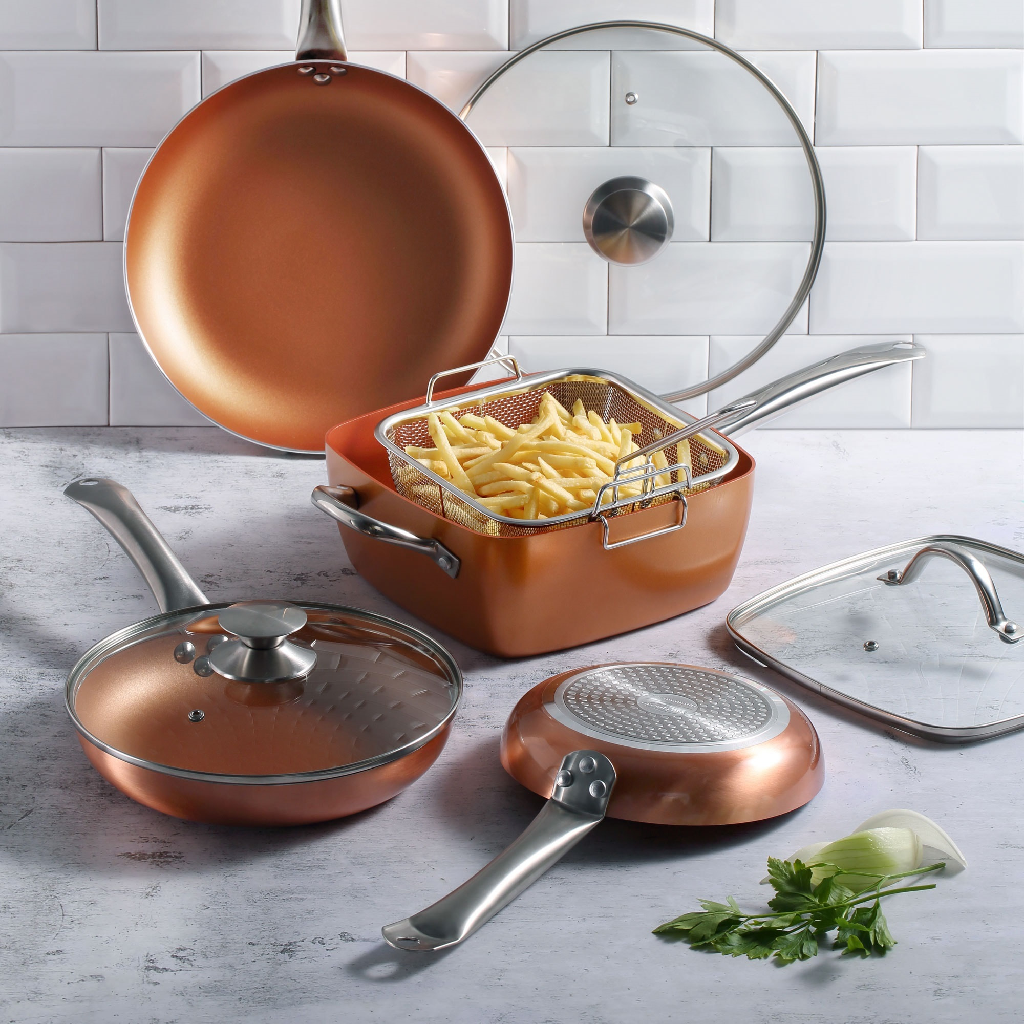 Set 5pc sartenes (con tapa) aluminio prensado inducción con set 3pc utensilios de cocina silicona madera