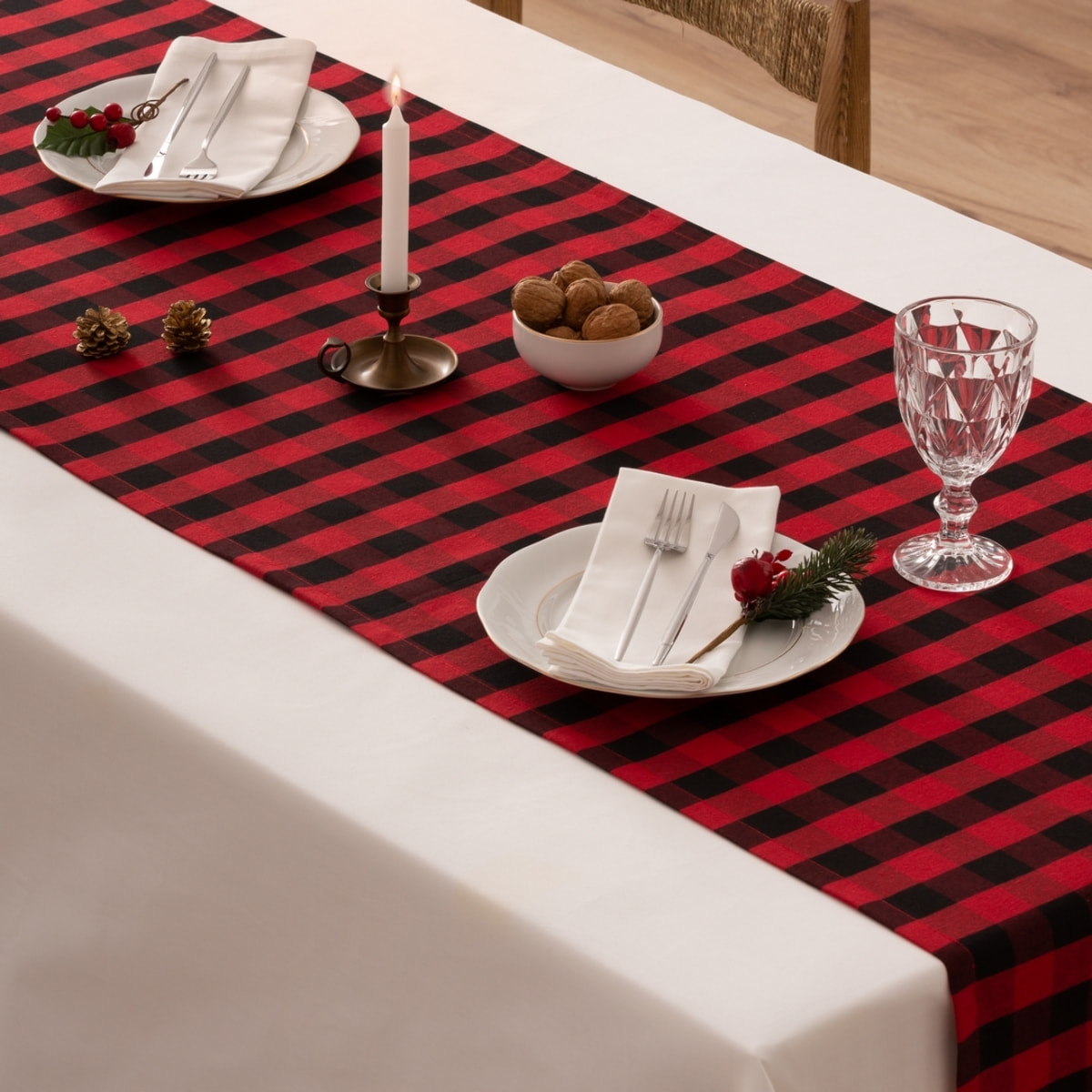 Camino de mesa XENIA ROJO-NEGRO
