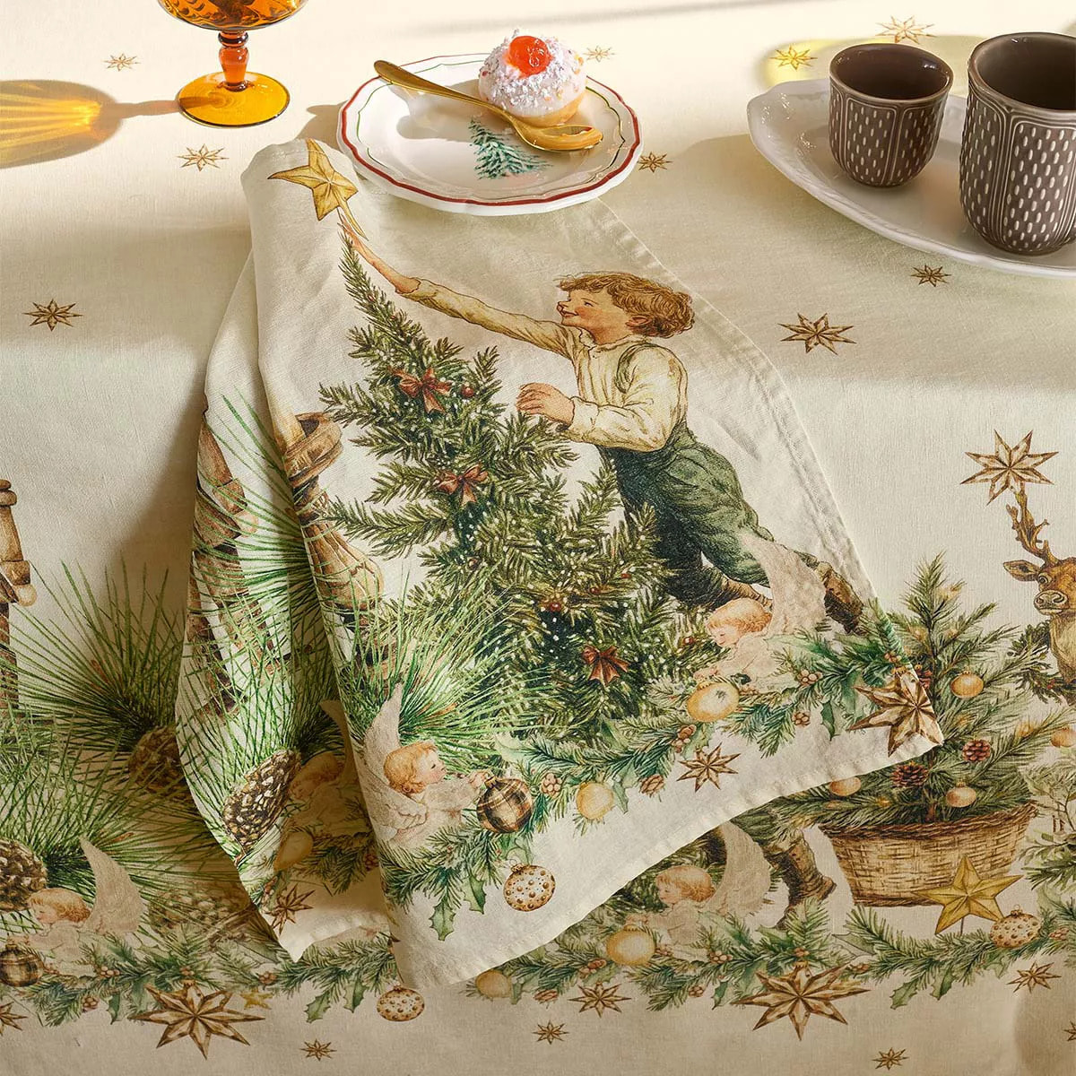 Nappe lin & coton lavé 150 g/m² imprimé beige vert Noel vintage dore