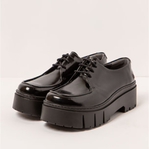 Zapatos 1764 NAPPA SHINNY BLACK / LEEDS color Black