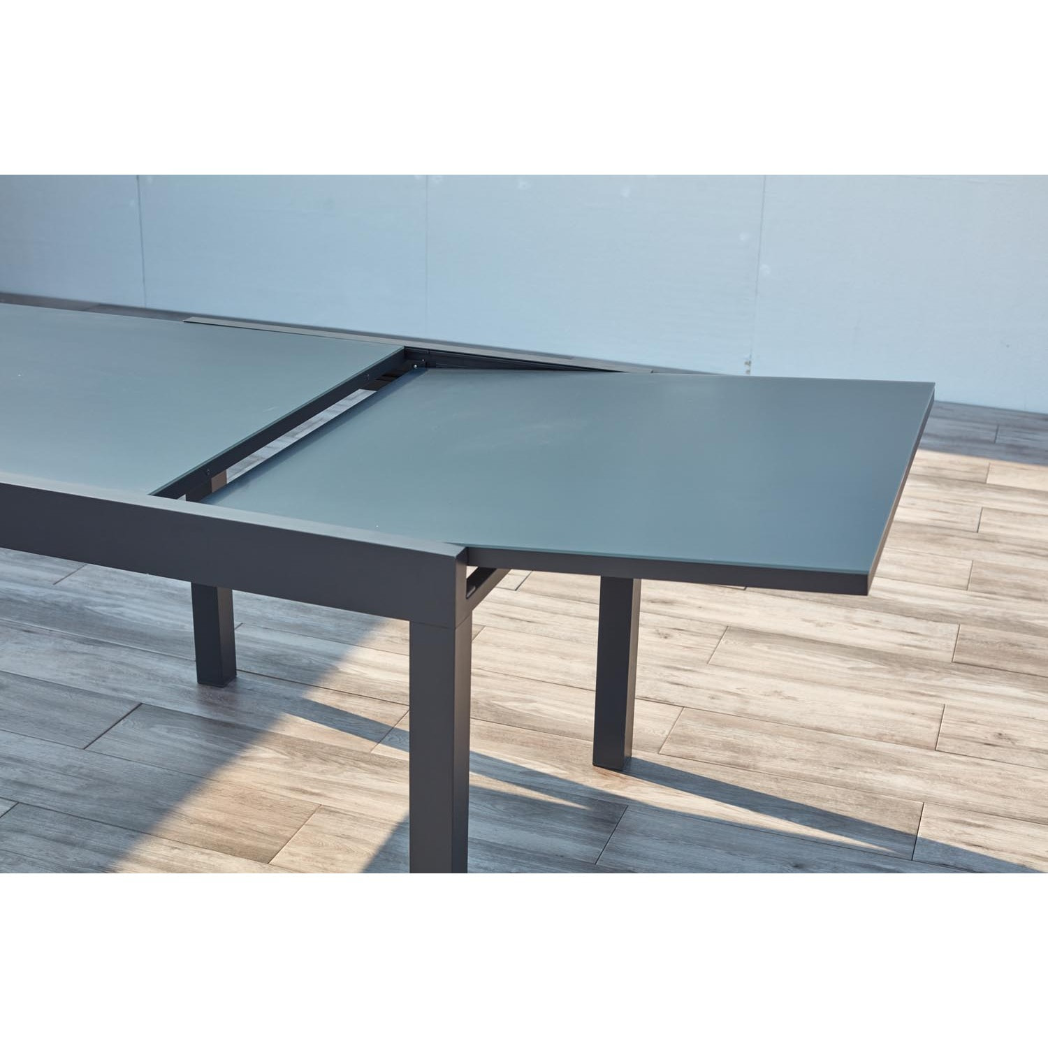 Salon de jardin 8 places en aluminium gris foncé CARLINA