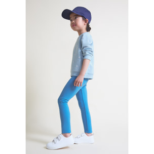 Conjunto sudadera manga larga con estampado de margaritas bordadas y leggings lisos | Color: Celeste | Street Monkey
