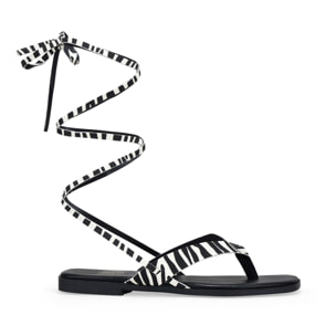 Sandalias de dedo efecto cebra con tiras atadas