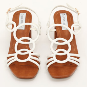Sandali in simil pelle con tacco comodo