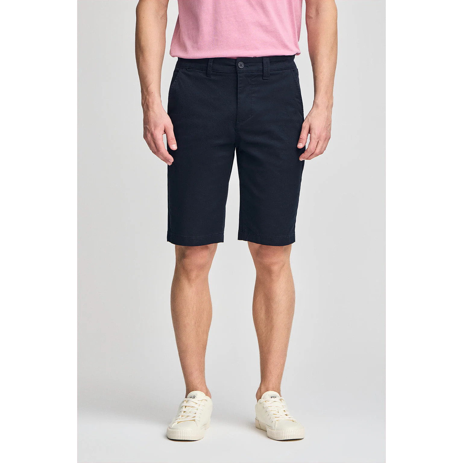 Bermuda relax azul marino con detalles Polo Club