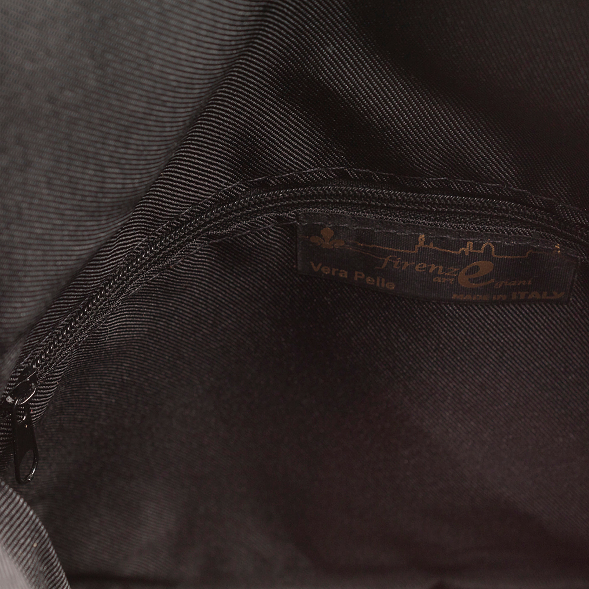 FIRENZE ARTEGIANI Borsa a Spalla da Donna Cenerente Vera Pelle Scamosciata Made in Italy 24x3x19 Cm. Colore: marrone scuro