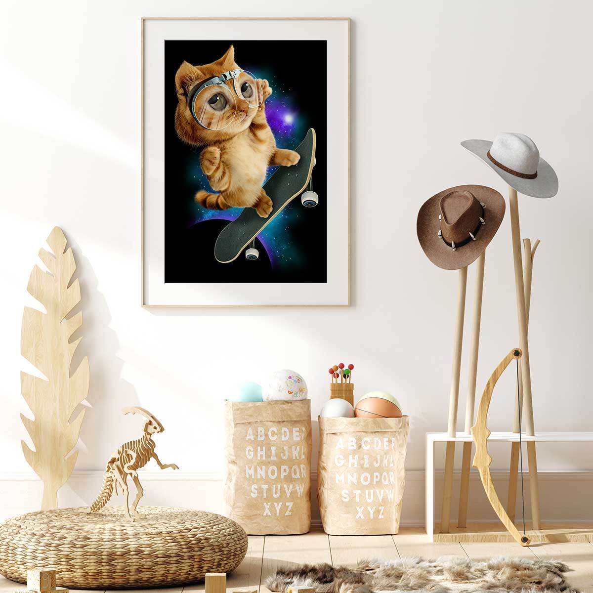 Affiche enfant skate chat  Affiche + cadre en bois - Chêne