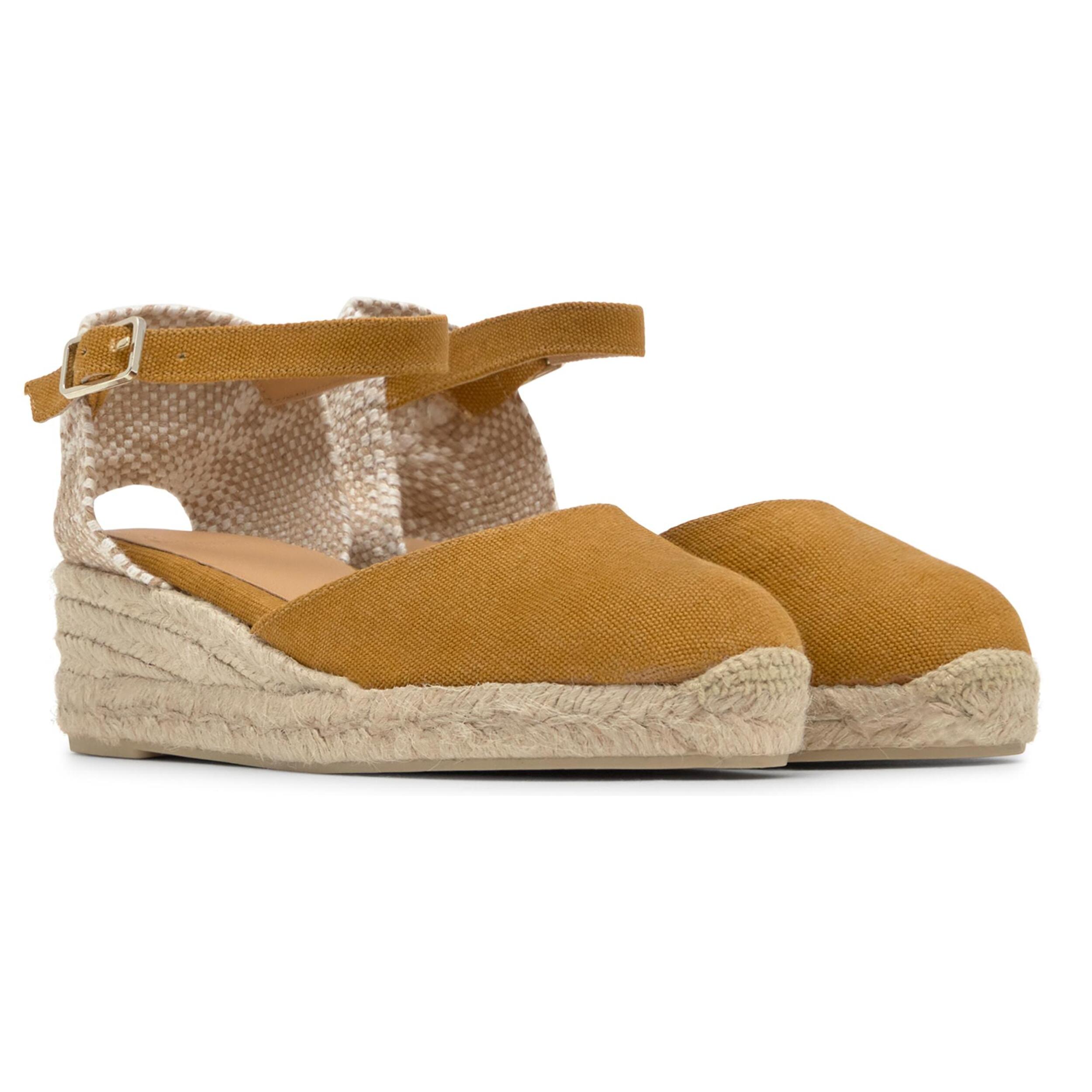 Alpargata de cuña Carol en algodón orgánico lavado con cierre de pulsera