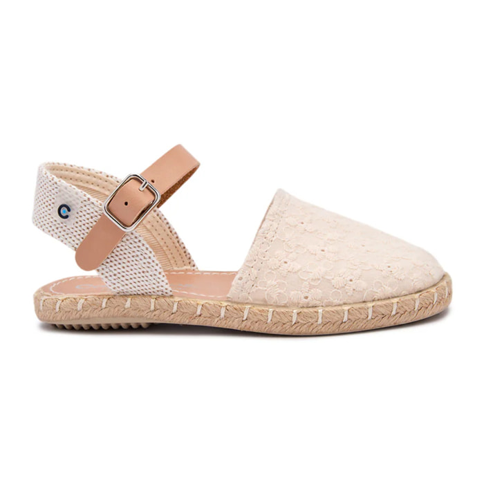Alpargatas de Niña con Diseño de Flores en Beige
