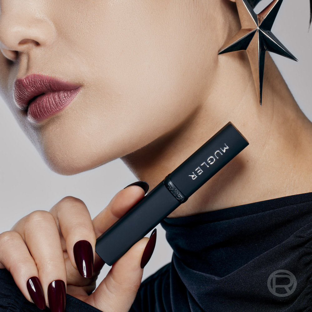 L'Oréal Paris x Mugler Rouge à Lèvres Power Matte Nude 01