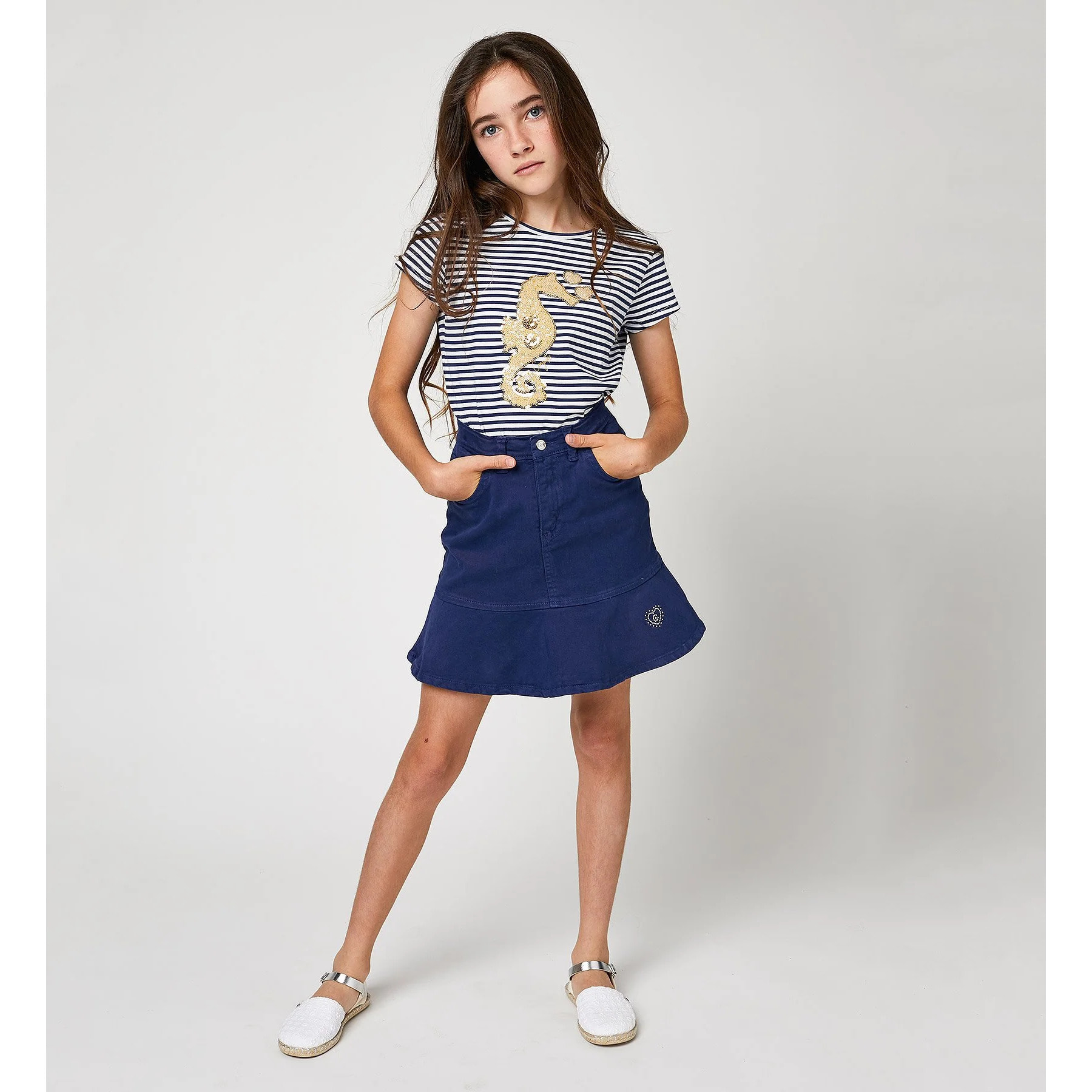 Gonna svasata in denim blu navy