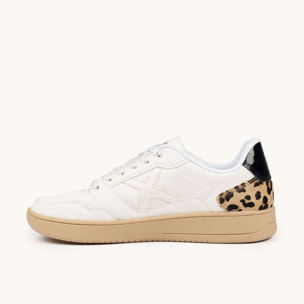 Zapatilla Deportiva Blanca con Estampado Animal y Suela Caramelo MUNICH LEGIT WMN 113