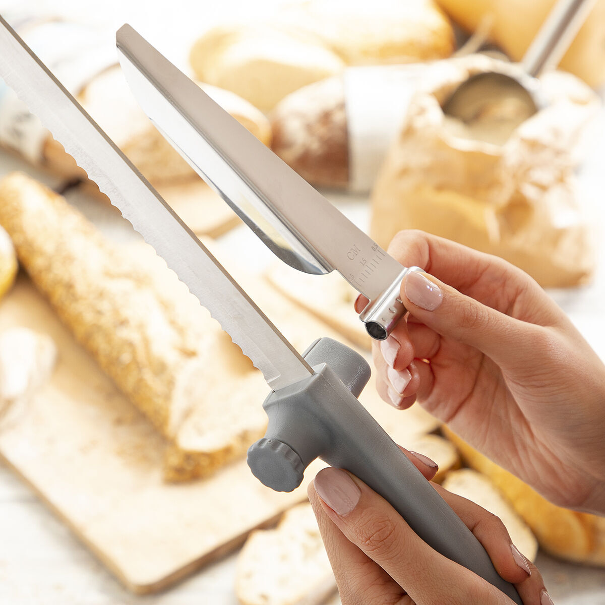 Coltello da Pane con Guida di Taglio Regolabile Kutway InnovaGoods