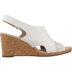 Sandalias Mujer de la marca CLARKS  modelo LAFLEY JOY White