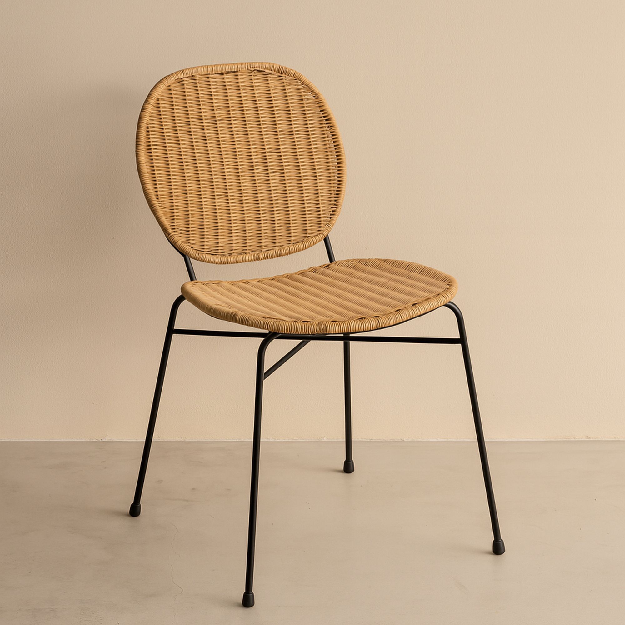 Lot de 2 chaises en rotin et pieds en métal NINA