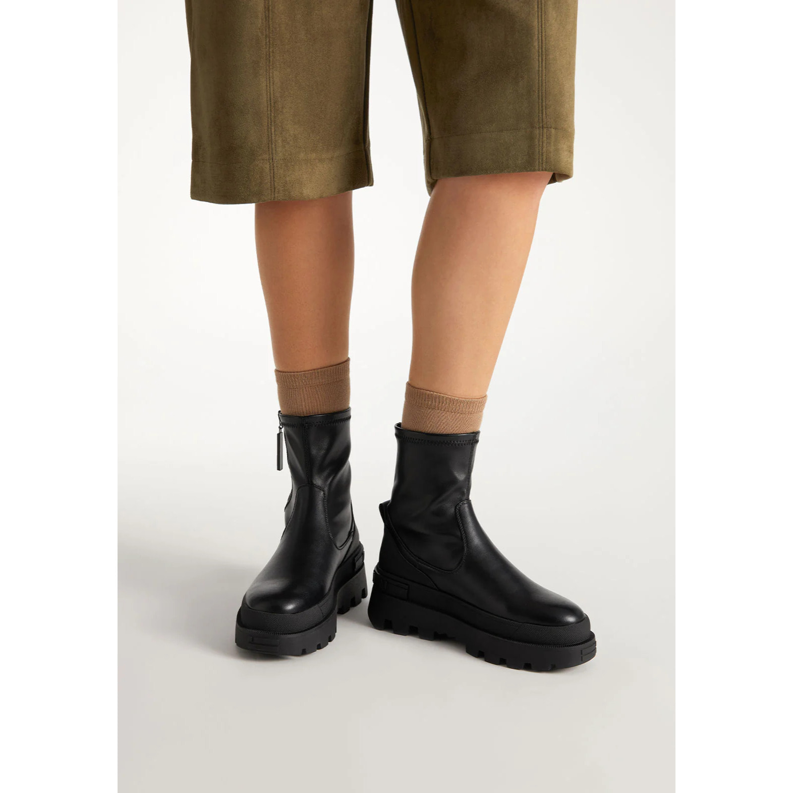 Botas de Mujer Corte Medio All Track Zip Negro