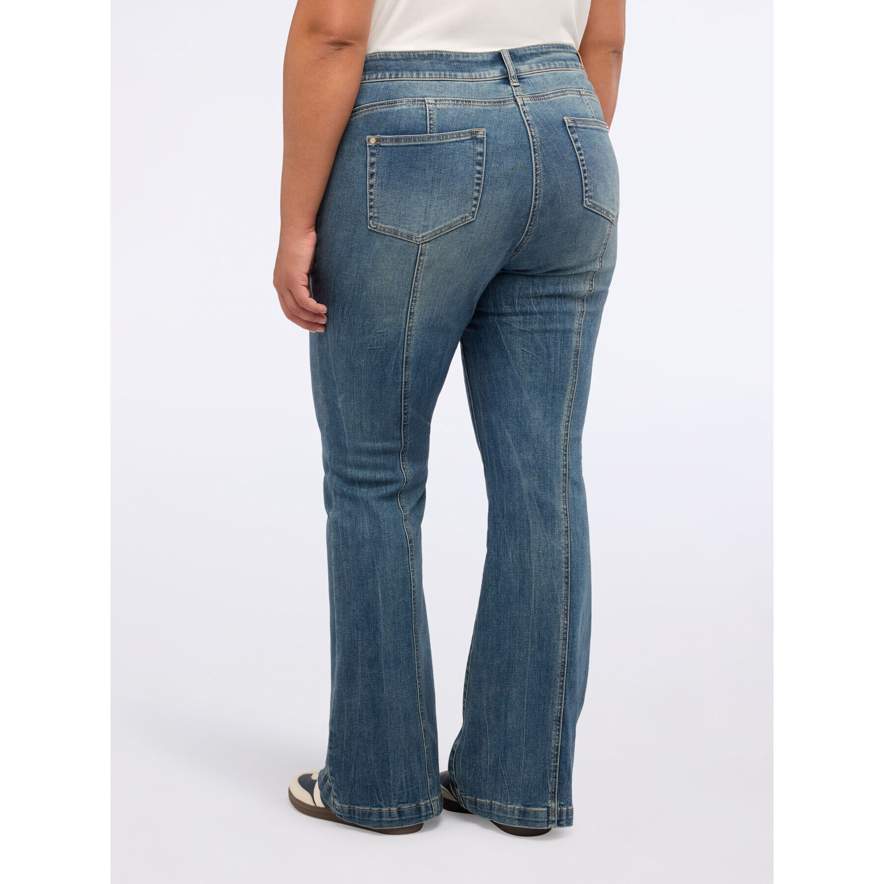 Fiorella Rubino - Jeans flare effetto used - Blu