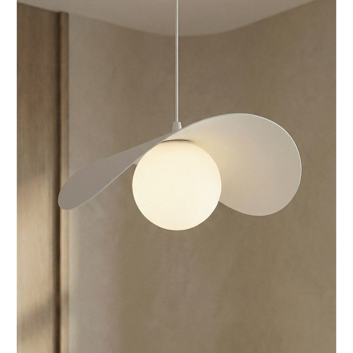 Lampada a sospensione Ritual in acciaio bianco opaco