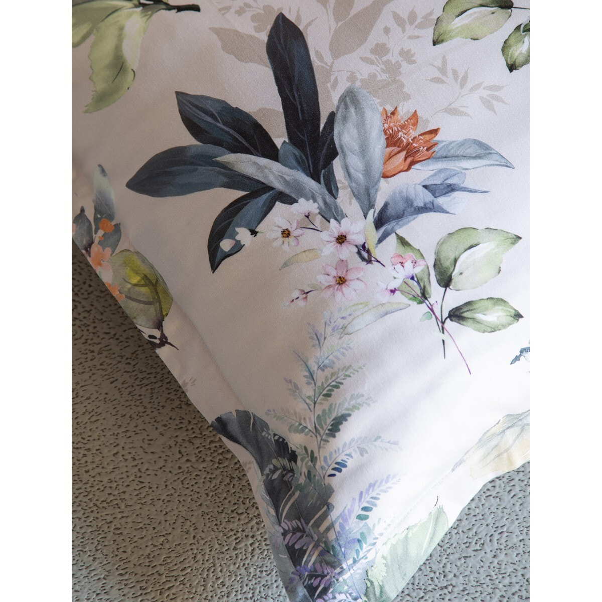 Parure housse de couette 240x220 cm et 2 taies d'oreiller 63x63cm satin de coton imprimé