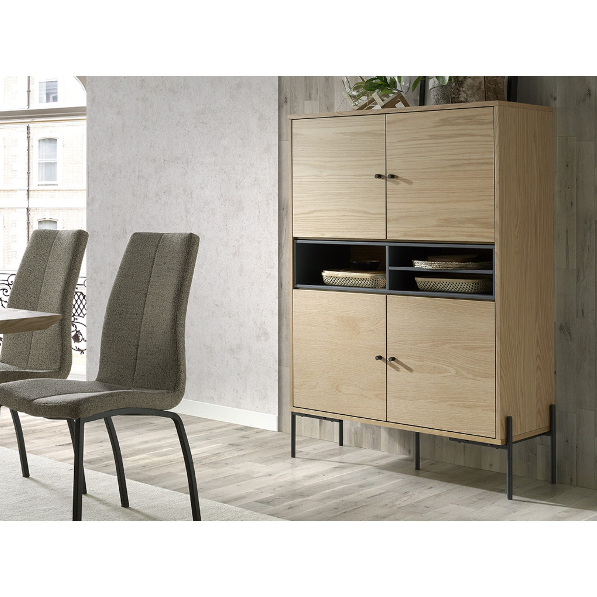 Aparador – Roble y gris moderno