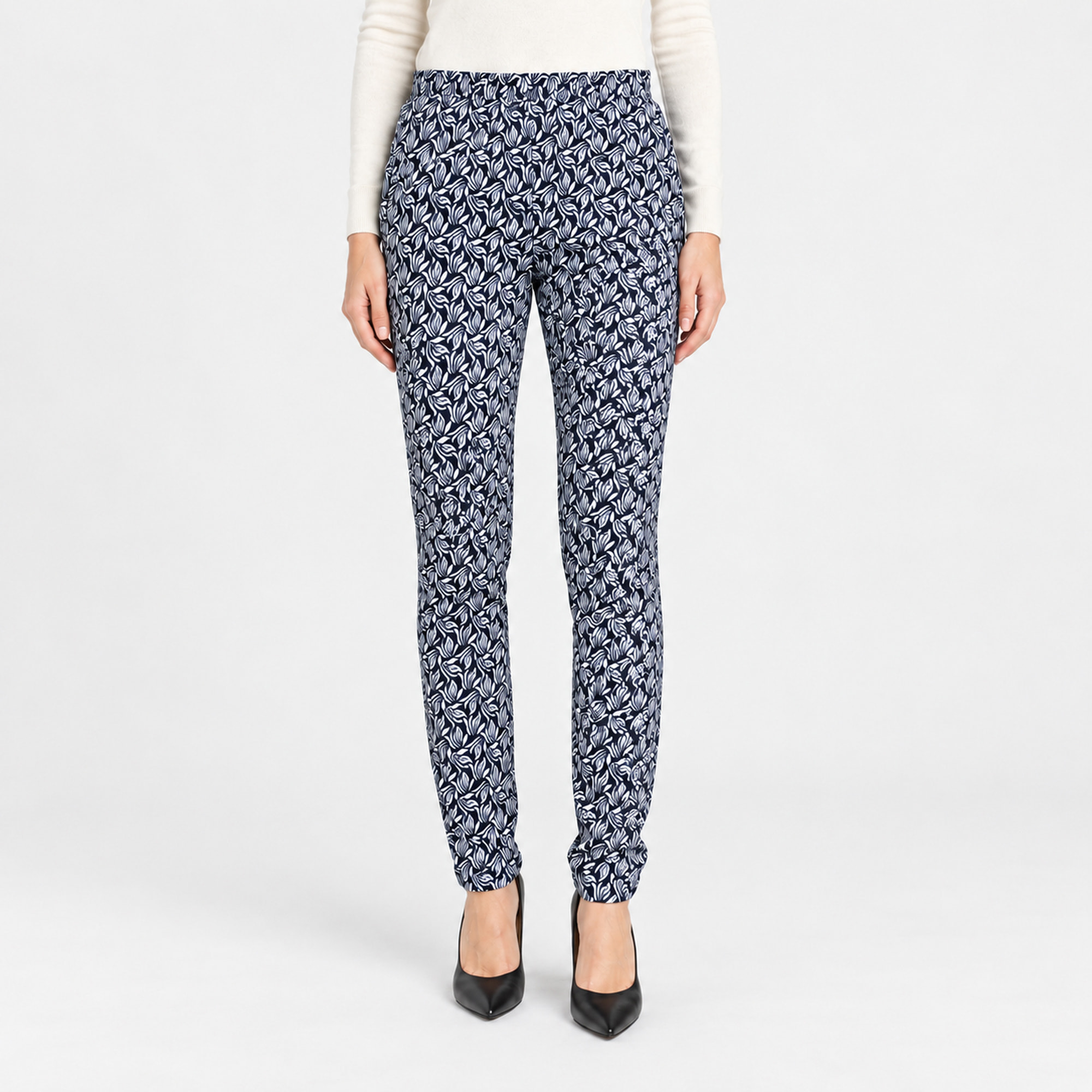 PANTALONE FLUIDO. MOD T771. Vita regolare e gamba regolare