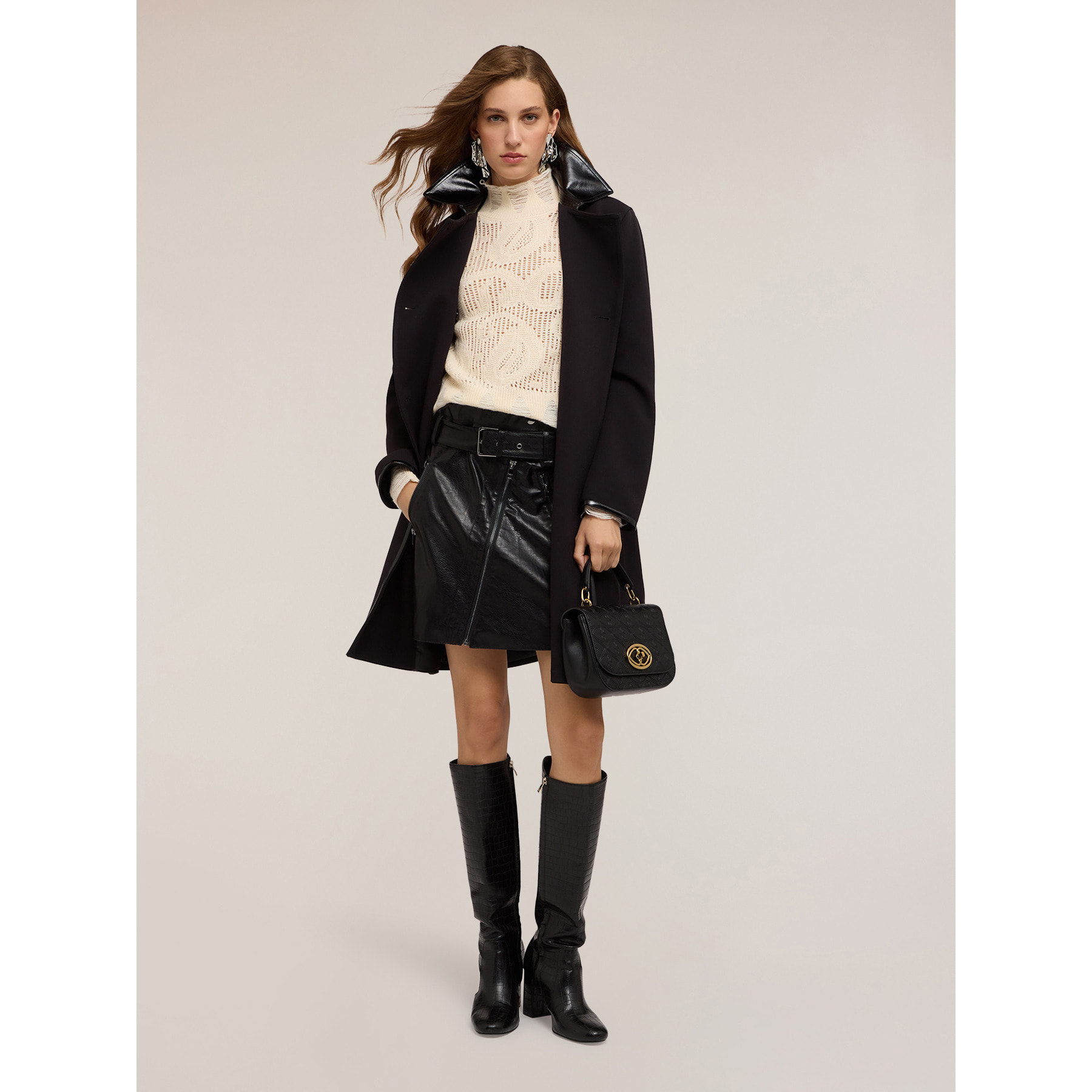 Motivi - Cappotto in poliviscosa con inserti in vernice - Nero