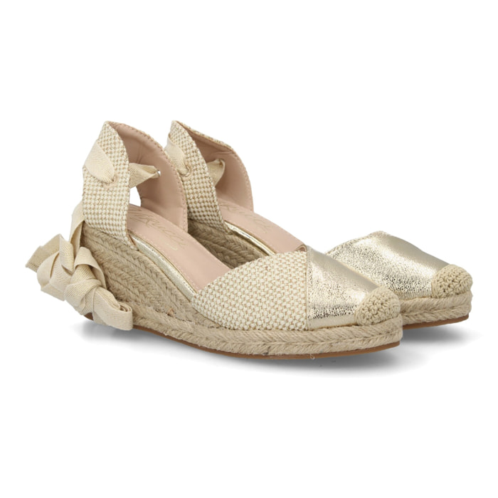 Alpargata de cuña baja de esparto con cintas