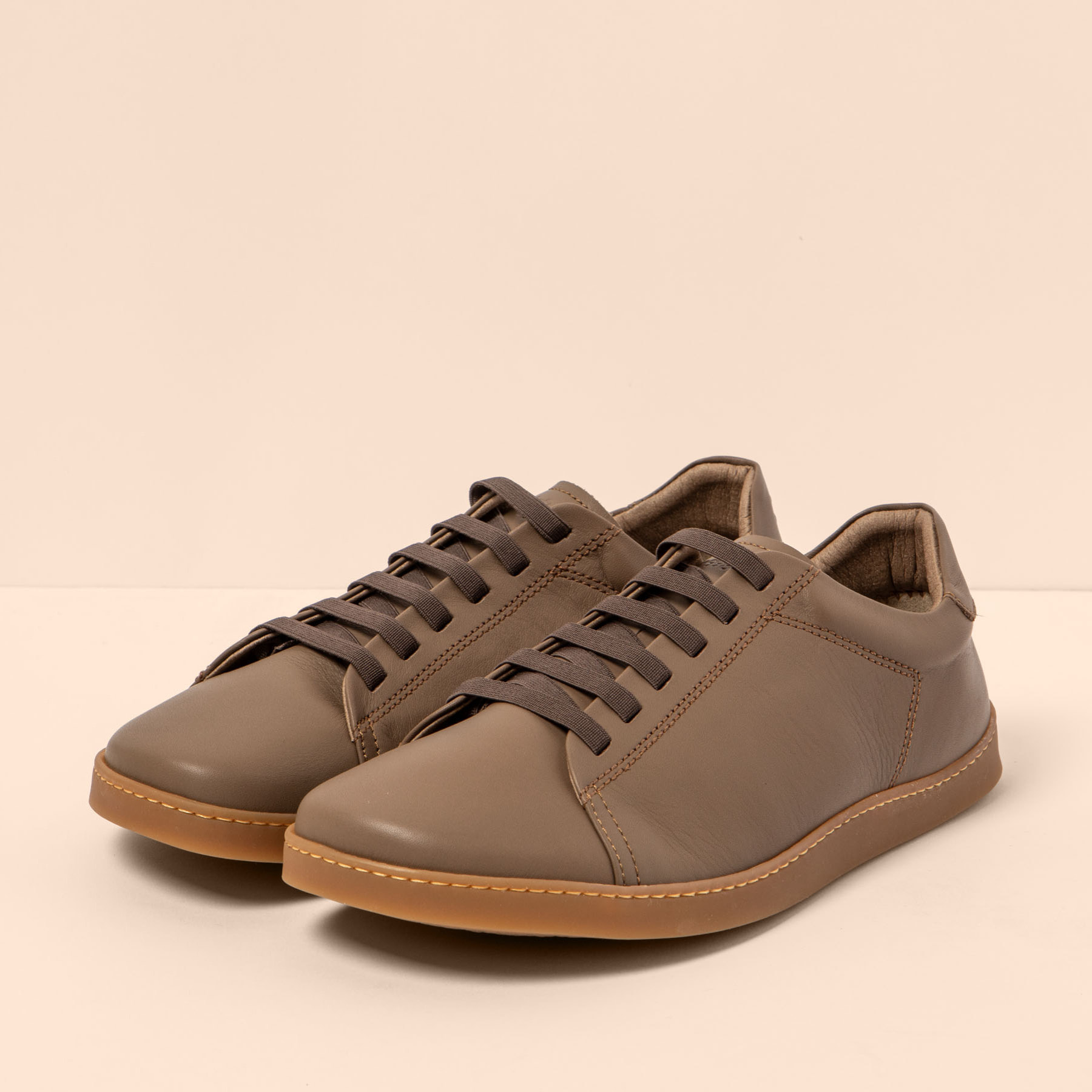 Zapatos N5910 SOFT NAPPA PLUME/ ORIGEN color Plume