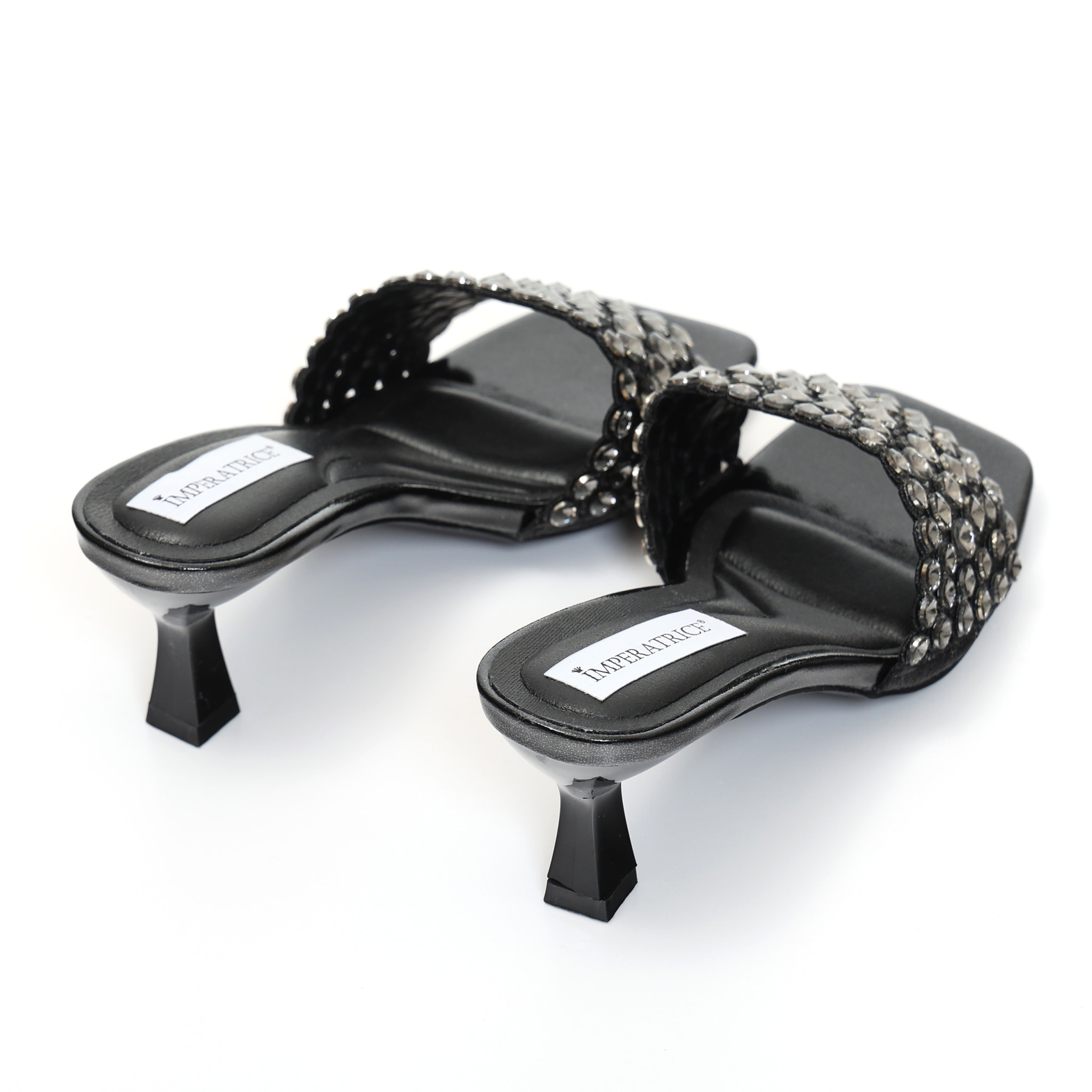 Sandali in simil pelle con tacco a rocchetto e fascia gioiello