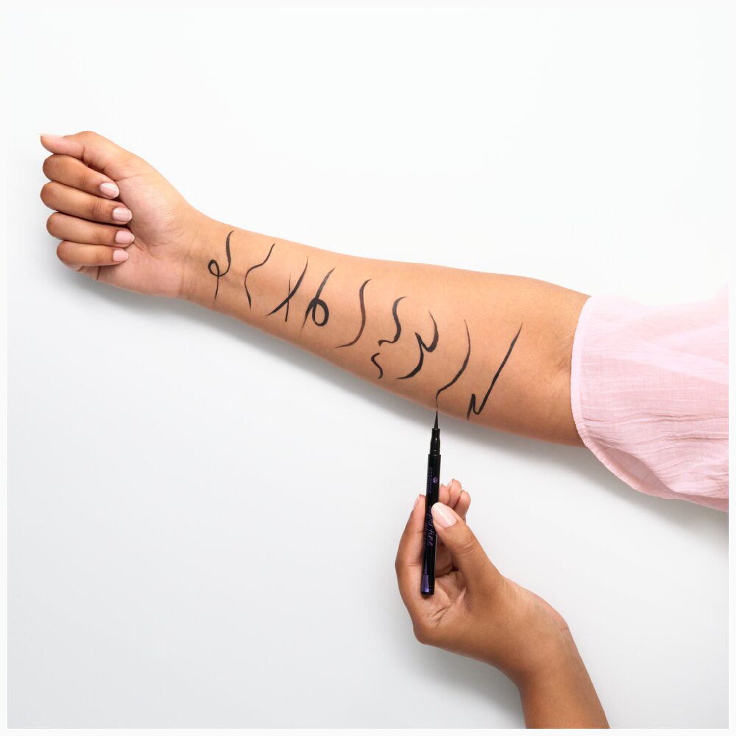 Super Fine Liner Pen - Stylo Eyeliner